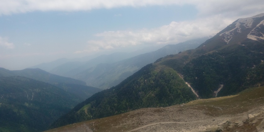 A mountain range as seen from Sach Pass