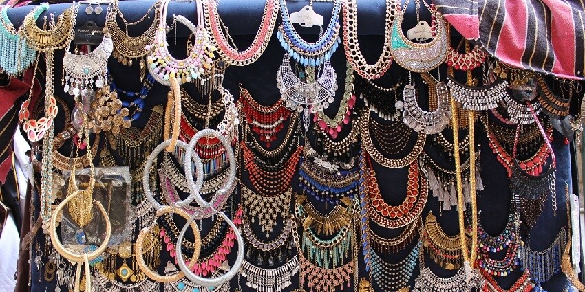 Sarojini Nagar Market is one of the best tourist attractions near Rohini with a wide selection of jewellery