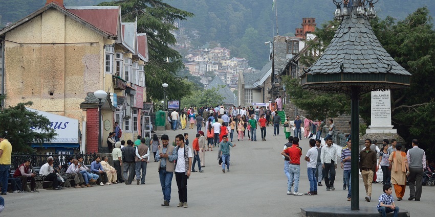 One of the places to visit in Shimla for couples, Scandal Point has a perfect setting to spend.