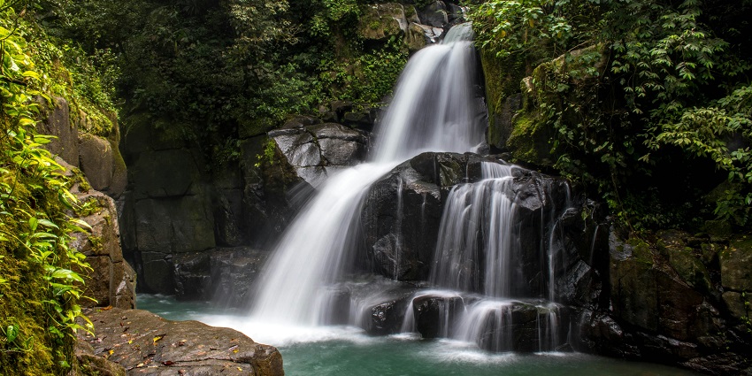 This destination is at its utmost beauty during the summer stretch from April to June