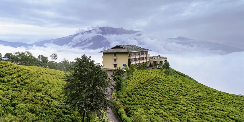 This stay has comfortable rooms with picturesque views of the surroundings.