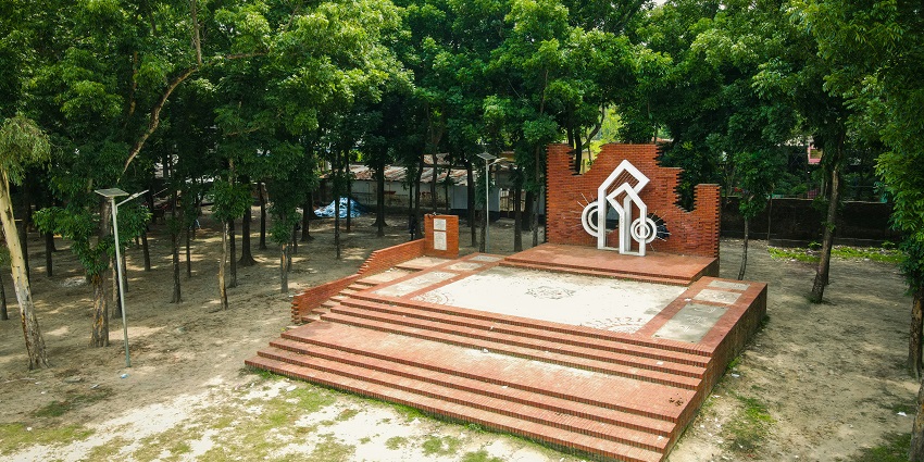 Shaheed Minar is a memorial dedicated to the soldiers of Anglo-Manipur War, 1891.