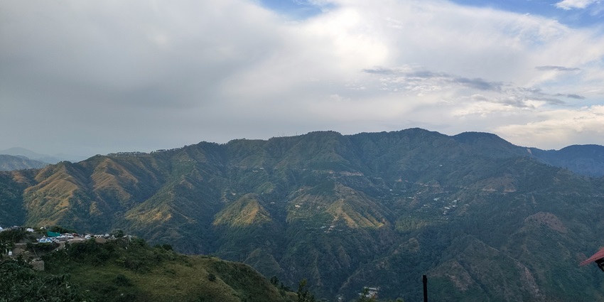 Shaily Peak is one of the most breathtaking places to visit in Naldehra for travellers.
