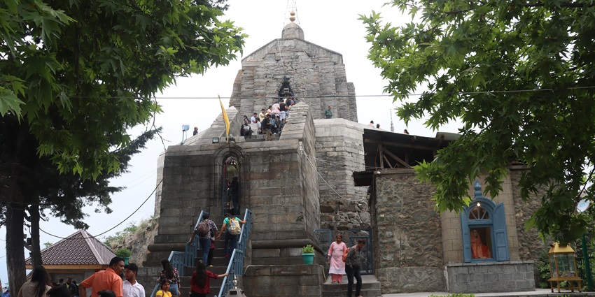 Shankaracharya Temple is a holy Hindu temple that provides serene views of Srinagar