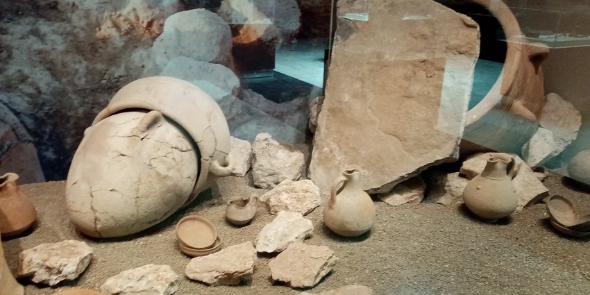 Discover the history of the Sharjah city at the Sharjah Archaeology Museum, UAE.