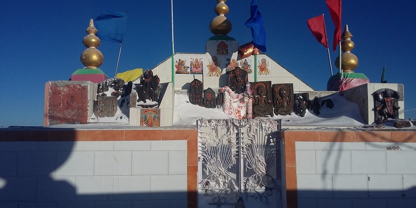 Shikari Devi Temple, a spiritual place to explore near Bandli Wildlife Sanctuary.