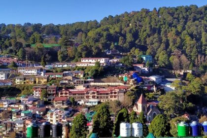 Explore the adventure sports in Shimla along with delving into the picturesque beauty.