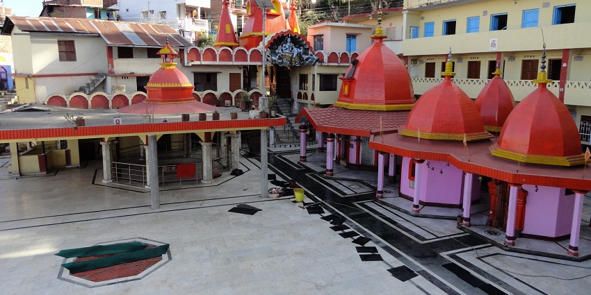 Shiv mandir in Ranikhet is a great place to visit for a spiritual journey to rejuvenate your soul and mind.