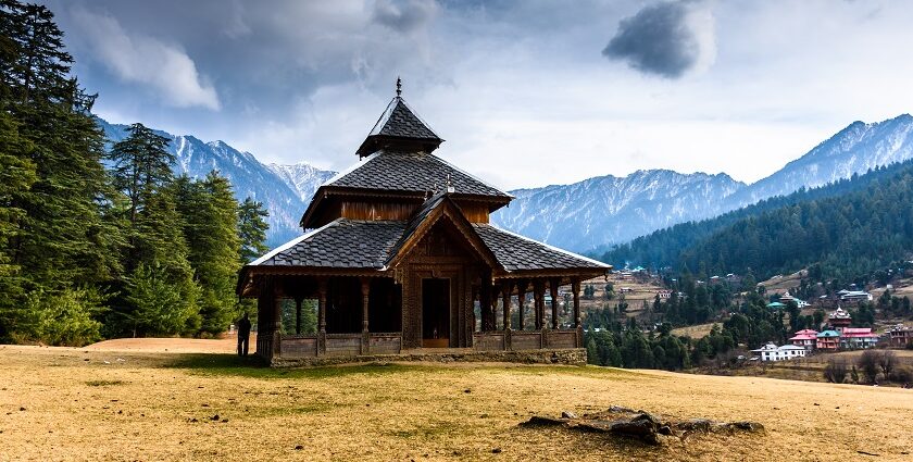 An image of Shangchul temple located in the Sainj Valley, Great Himalayan National Park.