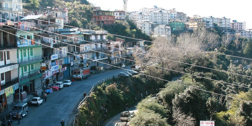 Shoghi is one of the top offbeat tourist attractions near Shimla with trekking opportunities