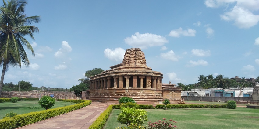 Shoolini Mata Temple is a religious place and a cultural hub, hosting the annual Shoolini Fair.