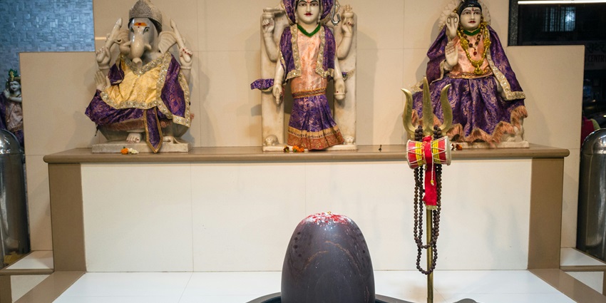 Shri Gauri Shankar Mandir is one of the most beautiful temples in Dwarka Delhi area.