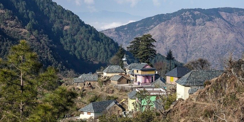 Shri Mahamaya Balasundari Temple depicts a fine fusion of traditional Himachali and modern types with delicate carvings.