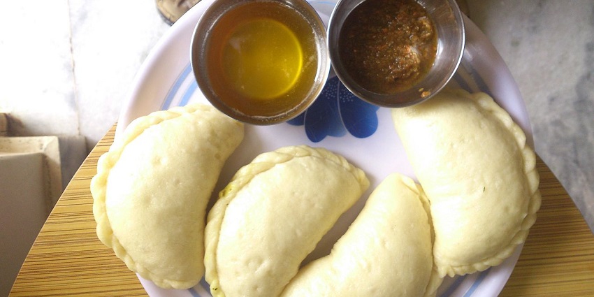 Savour delicious local Himachali cuisine like Sidu, momos and more at the Himachali Rasoi