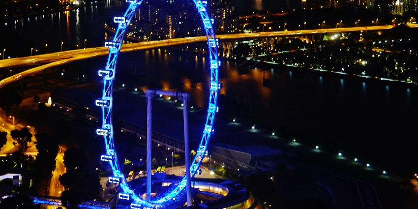 Singapore Flyer offers a unique perspective with its special countdown event celebration.