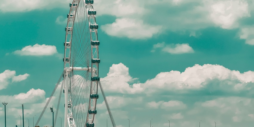 Singapore Flyer is one of the most stunning places to visit in Singapore for couples.