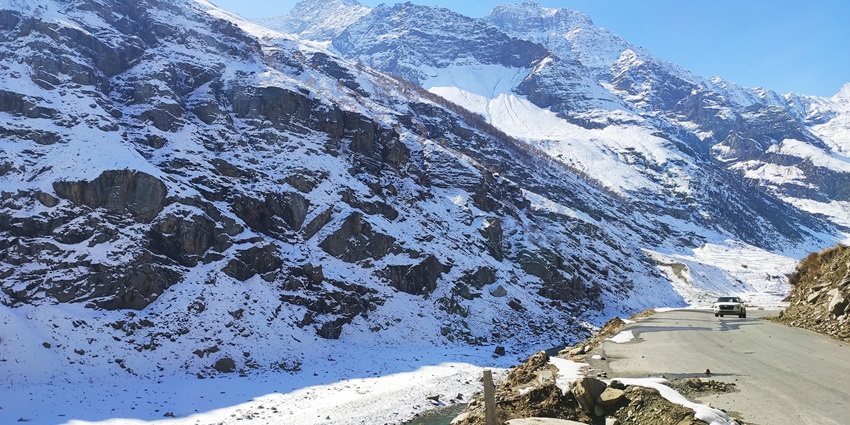 This is one of the most beautiful attractions nearby with the mesmerising meadows and waterfalls