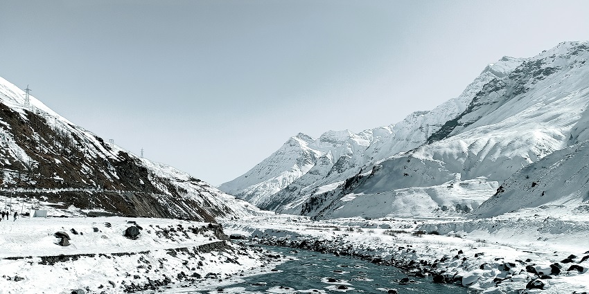 Sissu Village is one of the most serene places to visit around Shashur Monastery for all.
