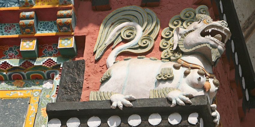 The snow lion in Phensang Monastery is a major mark to recognize the same for the tourists.