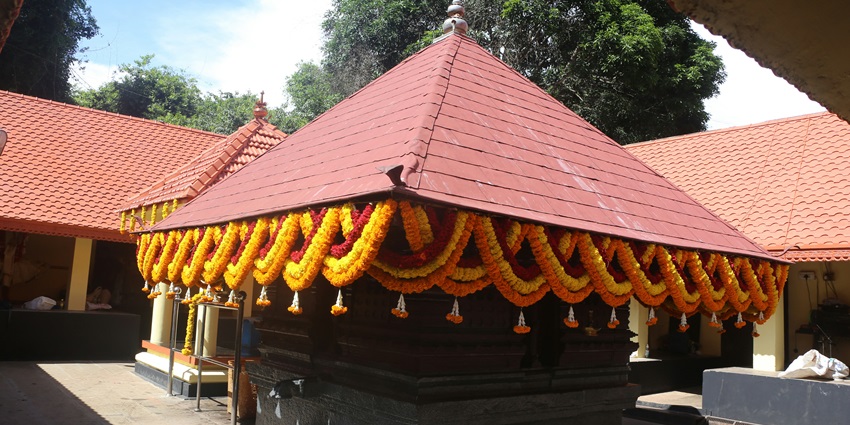 Sri Ramapuram Vishnu Temple is one of the best temples in Palakkad for all travellers.