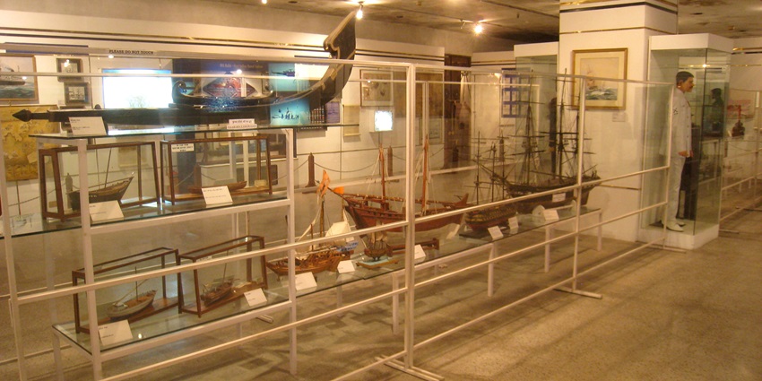 Snap of the national museum displaying the historic artefacts in the national achieve