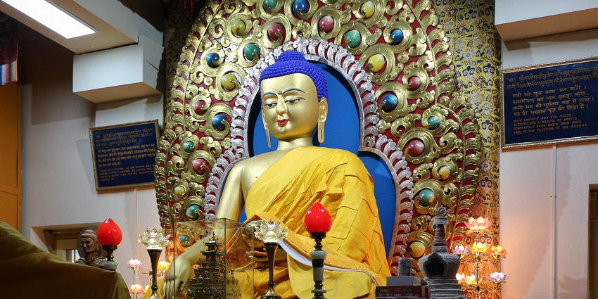 Namgyal Monastery has a huge statue of Lord Buddha , with a site of meditation for anyone who wishes .