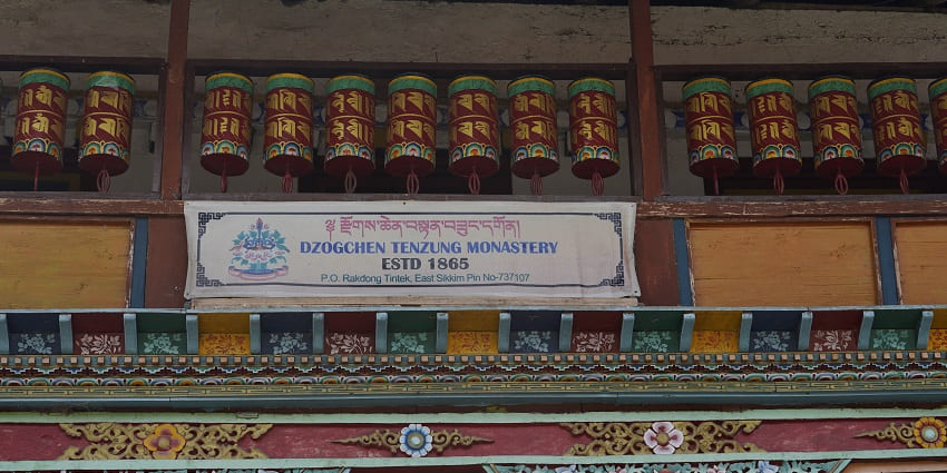 The exterior design of Phensang Monastery is something which captures the charm of the tourists.