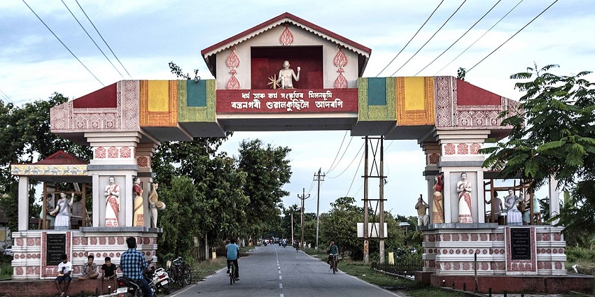 Sualkuchi is one of the best places to visit near Guwahati for culture vultures.