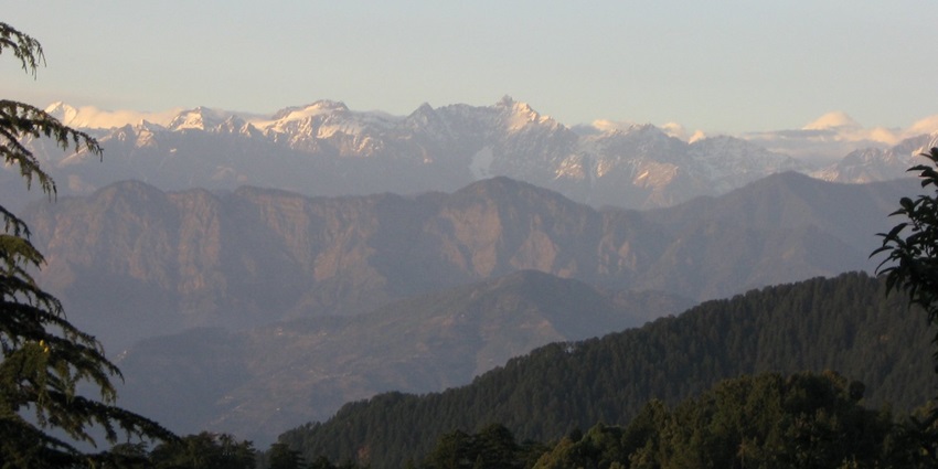 A mesmerising view of the Himalayan mountains from Subhash Baoli