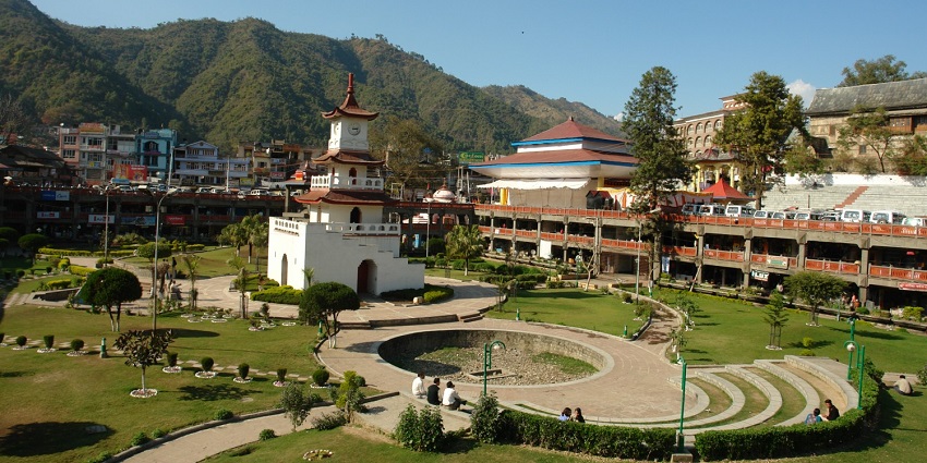 Sunken Garden is probably one of the best attractions to visit near the Kamlah Fort.