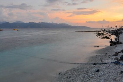 Visitors can experience the vibrant Gili Trawangan nightlife at its lively clubs and bars.