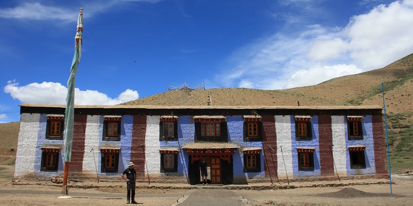 Tangyud Monastery is one of the most amazing places to visit around Komic Monastery.
