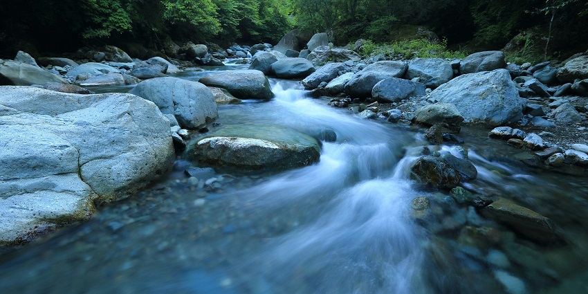 Tattapani River is one of the best places to visit in Mashobra for every traveller.