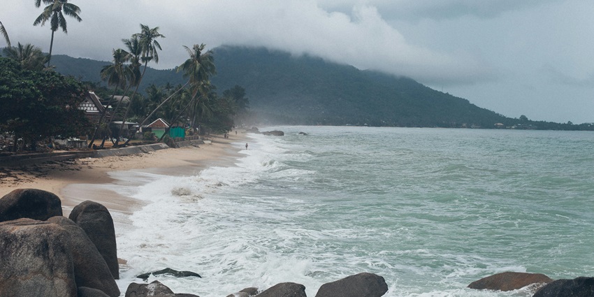 Tawaen Beach is one of the most popular beaches offering thrilling water activities.