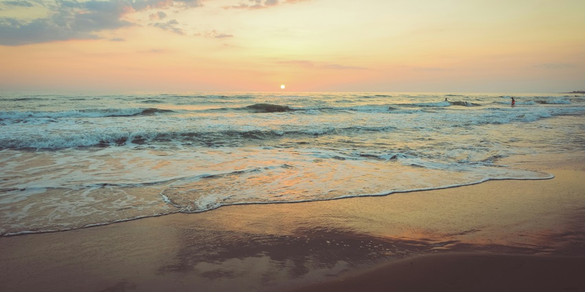 An image of Tawaen Beach, known for its turquoise waters and pristine seashores.