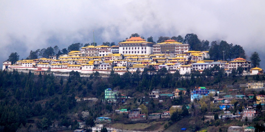 Tawang, known for its monastery, is a must-visit place near Eaglenest Wildlife Sanctuary.