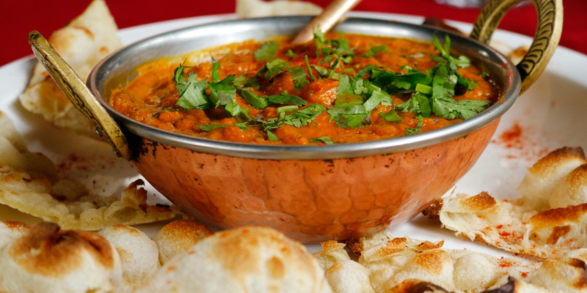 Try out some of the best dishes of Kerala at KTDC Tea County Restaurant, Munnar.