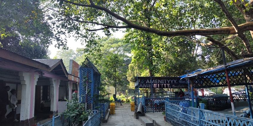 Food canteen at Tezpur University, a hub for students enjoying local cuisine.