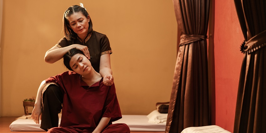 Treat yourself to a Thai massage in the spas at Koh Samui and relax and unwind