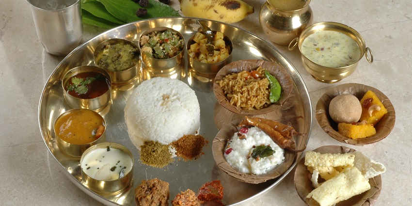 Try authentic food of Andhra Pradesh while visiting the Fish museum in Vizag.
