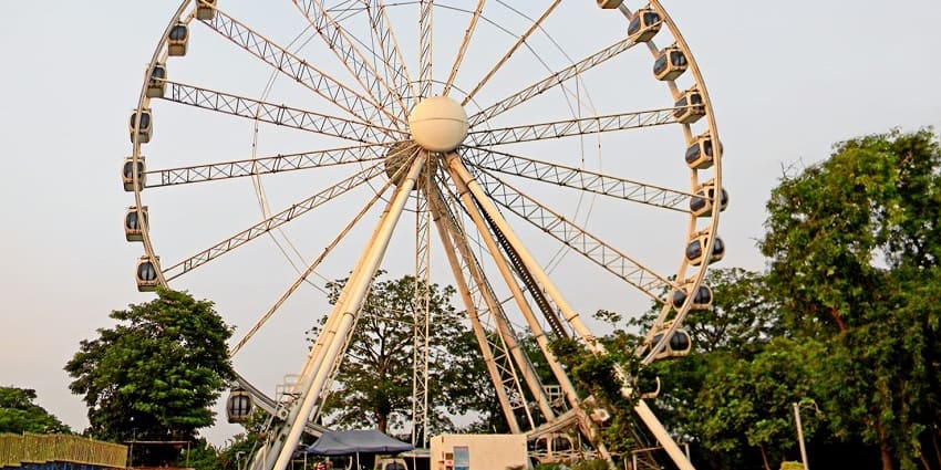 The Delhi Eye is a ferris wheel in Delhi that offers a fun ride and provides a panoramic view