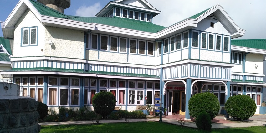 The Himachal State Museum is one of the best places to visit around Dorje Drak monastery.