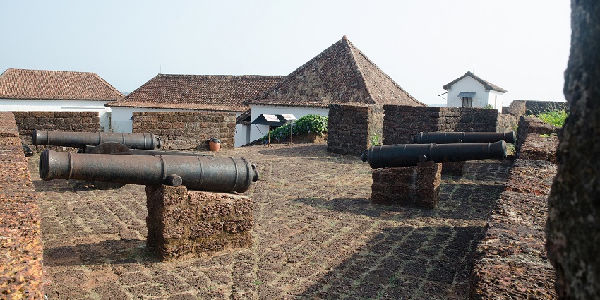 The Reis Magos Fort is a fascinating place to visit around Museum of Christian Art Goa.