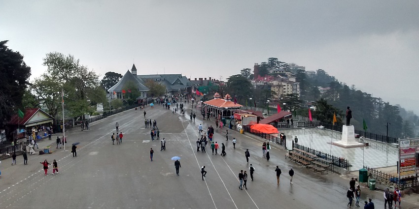An aerial view of people enjoying the sunset point. The best thing to do in Shimla
