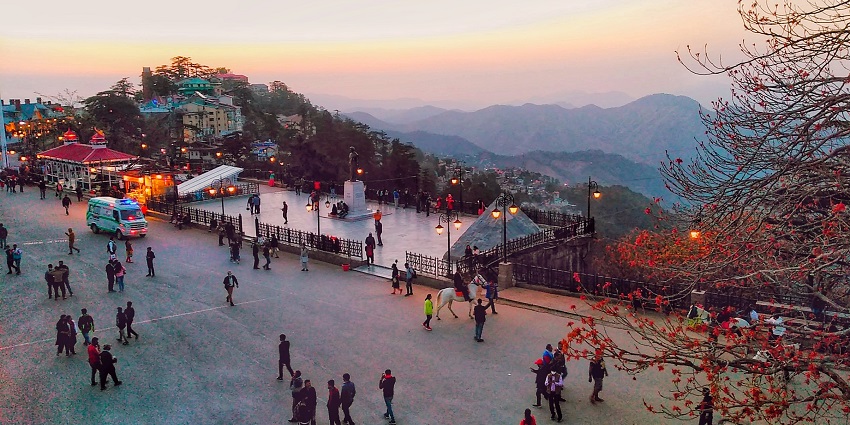 An aerial view of people enjoying the sunset point. The best thing to do in Shimla in june