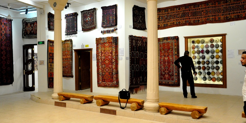 The cultural museum is a must-visit place inside the Sankardev Kalakshetra Science Museum.