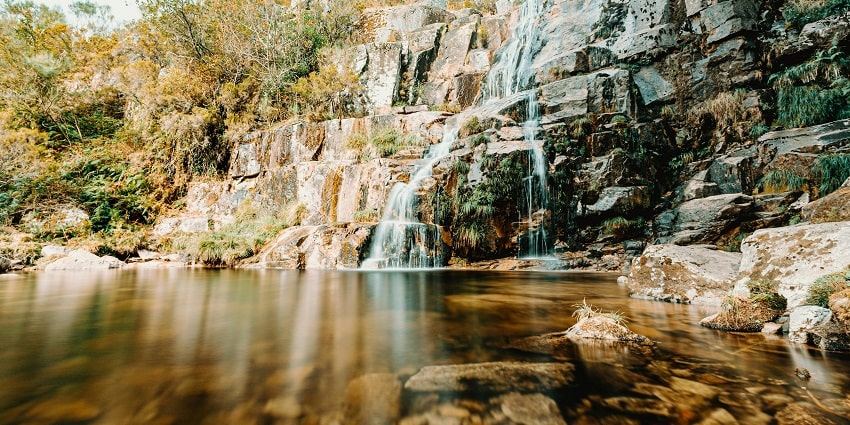 Thlumuwi Falls, with most beautiful views during monsoon, are one amongst the best Meghalaya waterfalls.