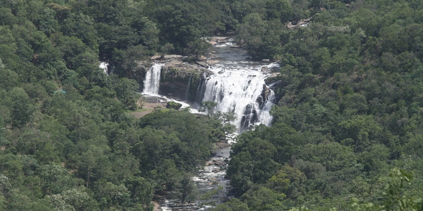 Thoovanam waterfall near Muniyara caves offers the perfect escape into nature's lap