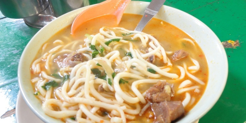 Immerse yourself into the rich authentic flavours served at the restaurants and eateries nearby