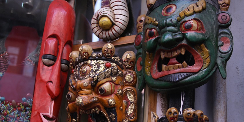 Tibetan Market is among the places to visit near Sarojini Nagar for its artefacts and masks.